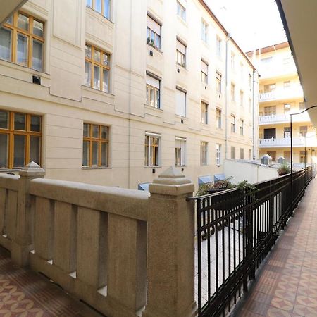 Broadway Downtown Deluxe Budapeşte Dış mekan fotoğraf
