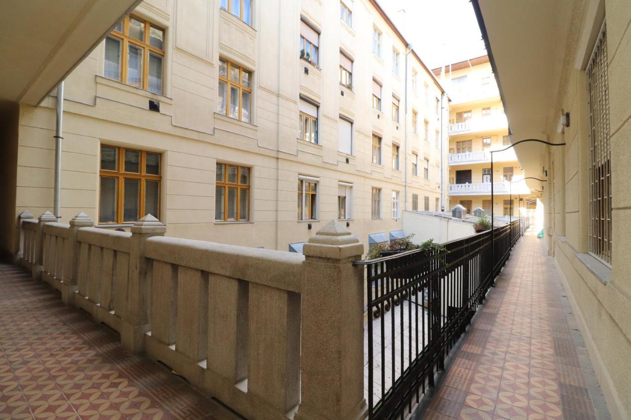 Broadway Downtown Deluxe Budapeşte Dış mekan fotoğraf