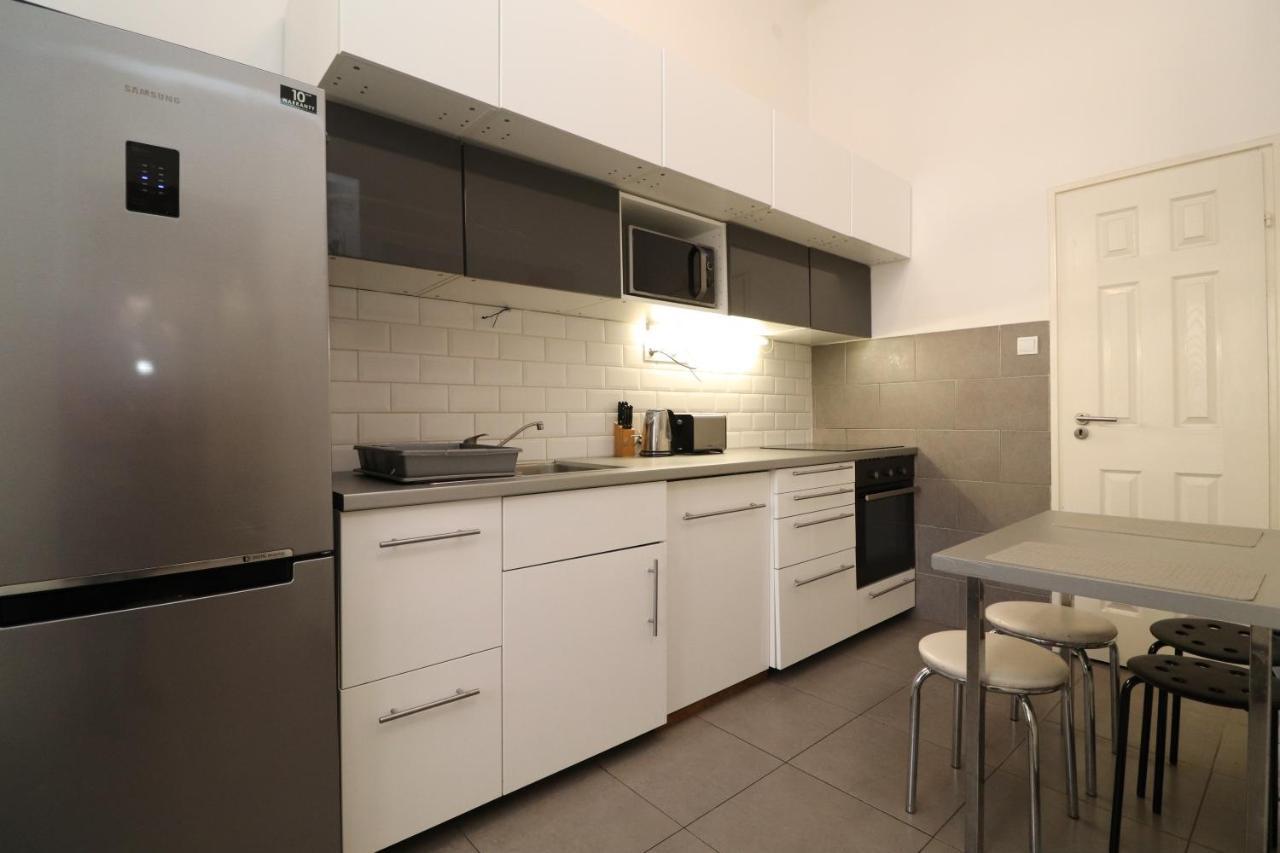 Broadway Downtown Deluxe Budapeşte Dış mekan fotoğraf