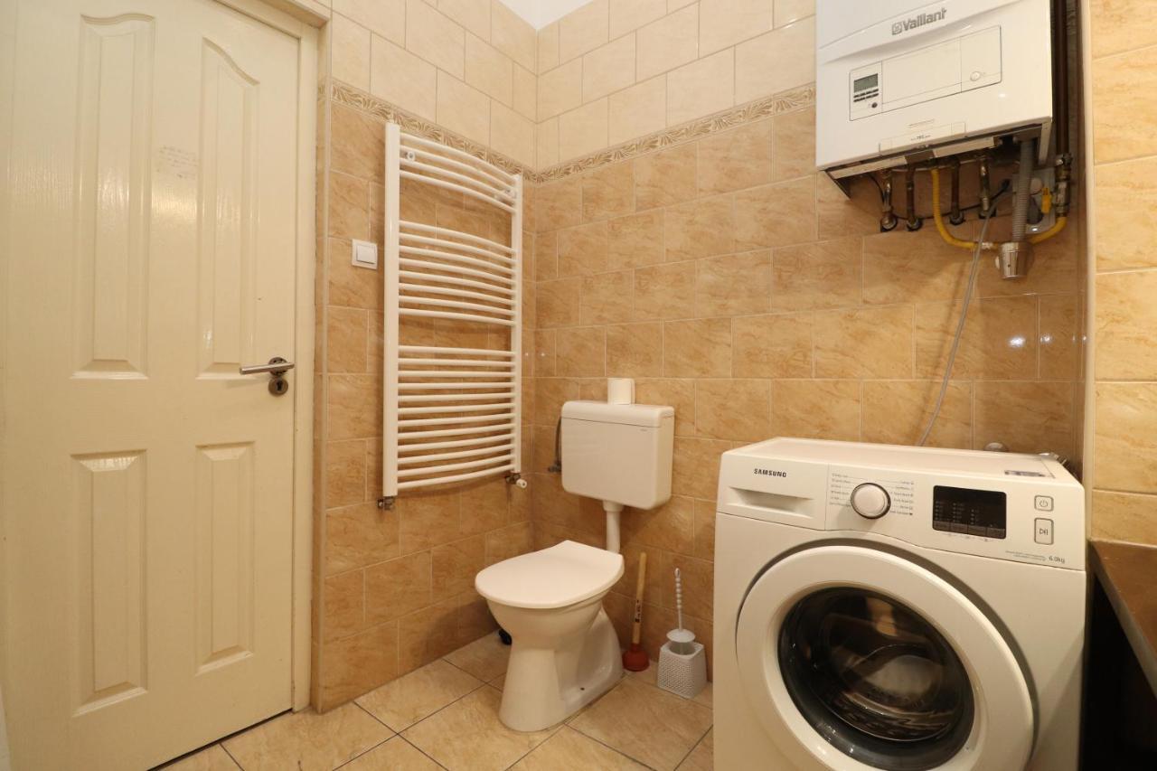 Broadway Downtown Deluxe Budapeşte Dış mekan fotoğraf